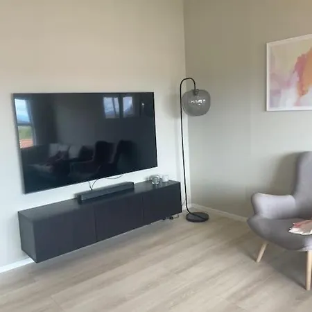 Apartment House Close To Available Ons 2024